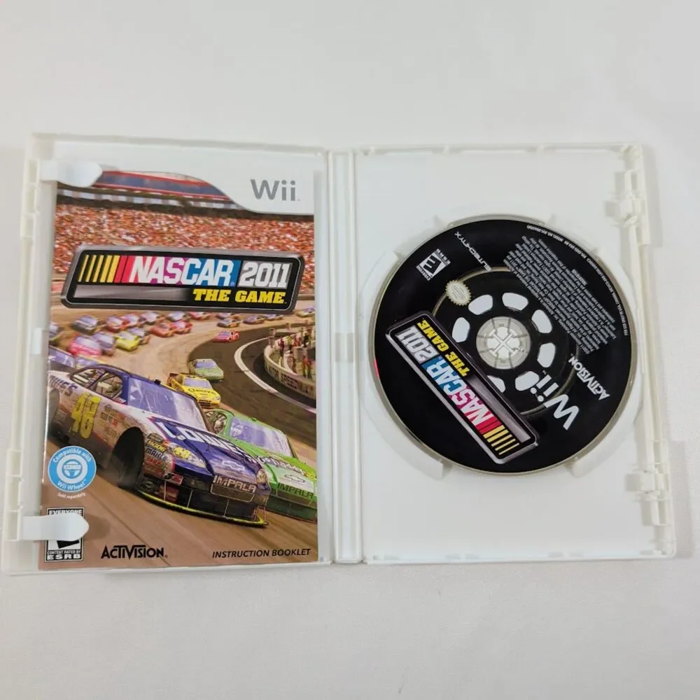 NASCAR The Game 2011 Nintendo Wii CIB Complete w/ Manual Untested Clean Disc